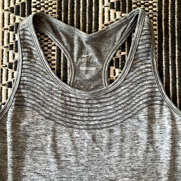 Nike Dri-fit Women’s Grey Tank Top - Picture 2 of 4